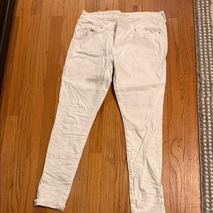Levi Women's White Jeans skinny size 31
